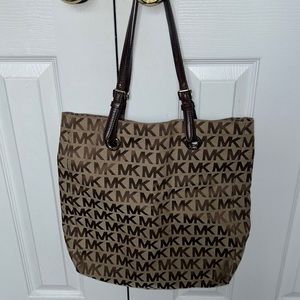 Michael Kors Tote